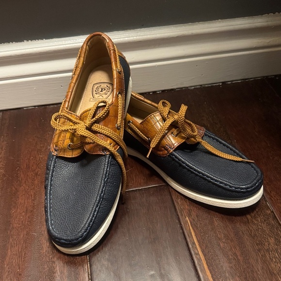 Classic Navy and Tan Boat Shoes - Picture 2 of 8